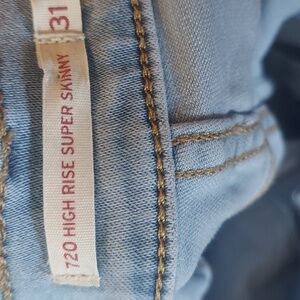 Super comfy sweats meet jeans. Cotton / poly blend. 720 high rise levis sz 31